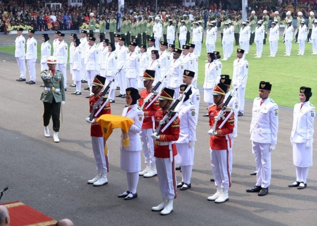 Paskibraka di Istana Merdeka, Jakarta. [Dok. Setneg]